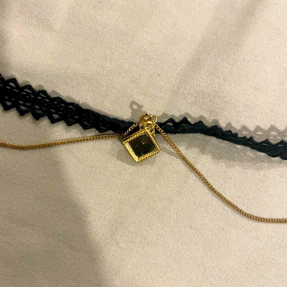 Choker! - Picture 2 of 2